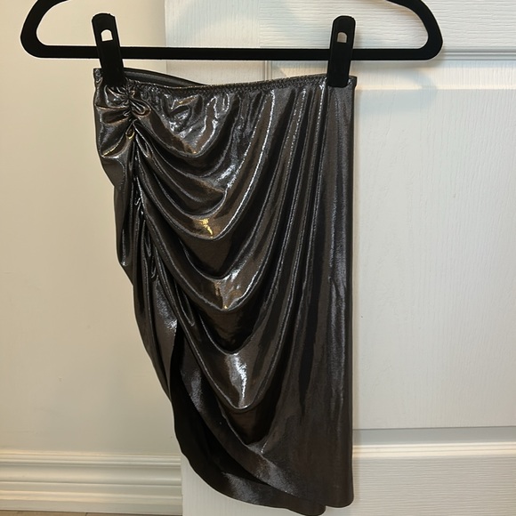 Norma Kamali Metallic Asymmetrical Ruched Mini Skirt - Picture 2 of 4
